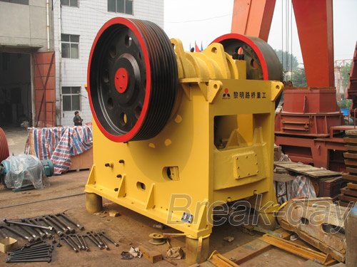 Crushing  for concrete removal -Jaw Crusher PE series