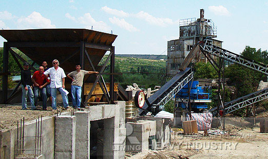 Mobile crusher machines application in sand making plant in Egypt